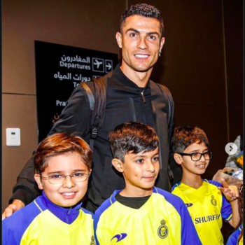Cristiano Ronaldo arrives Saudi Arabia with his family